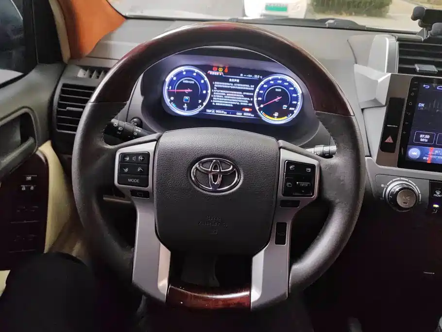 Toyota Prado (Import) — миниатюра 15