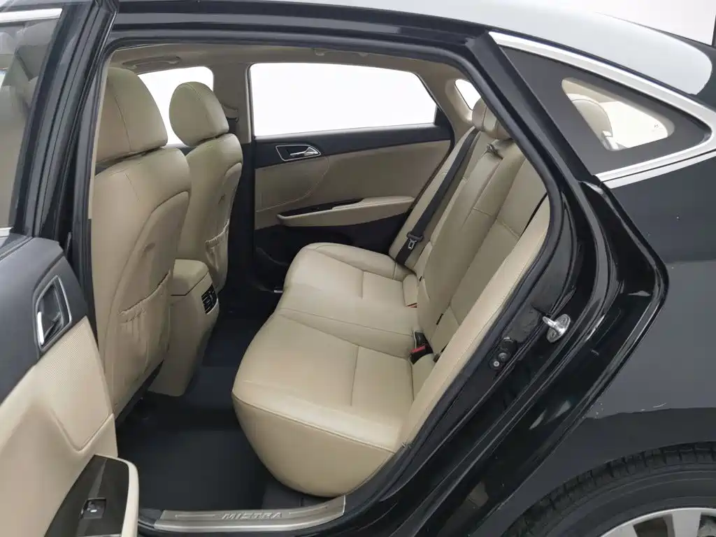 Hyundai Mistra — миниатюра 15