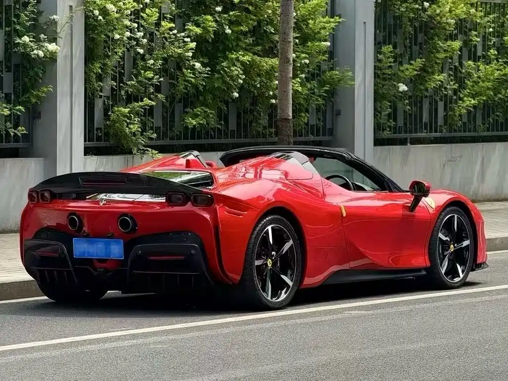 FERRARI SF90