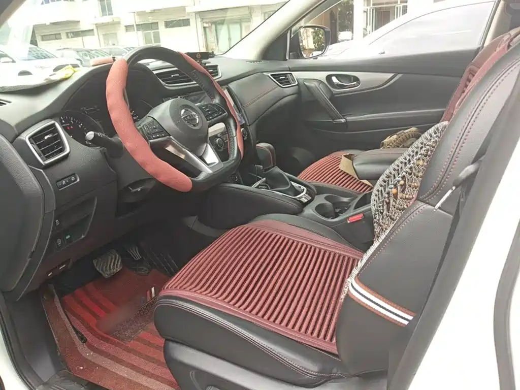 Nissan Qashqai — миниатюра 12