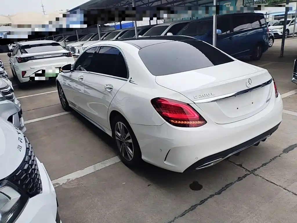 Mercedes-Benz C-Class — миниатюра 5