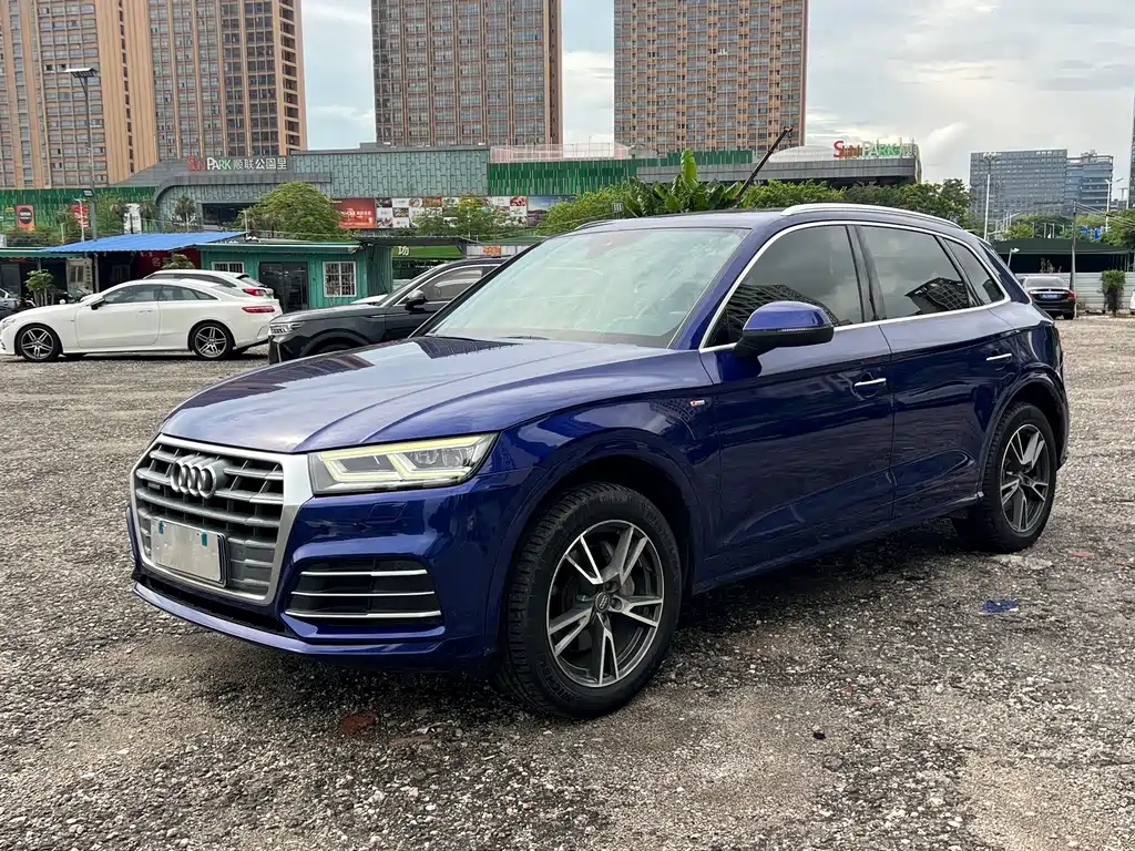 Audi Q5L 2018 40 TFSI Fashion V