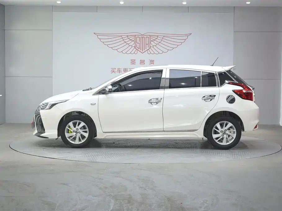 TOYOTA YARIS L ZHIXUAN