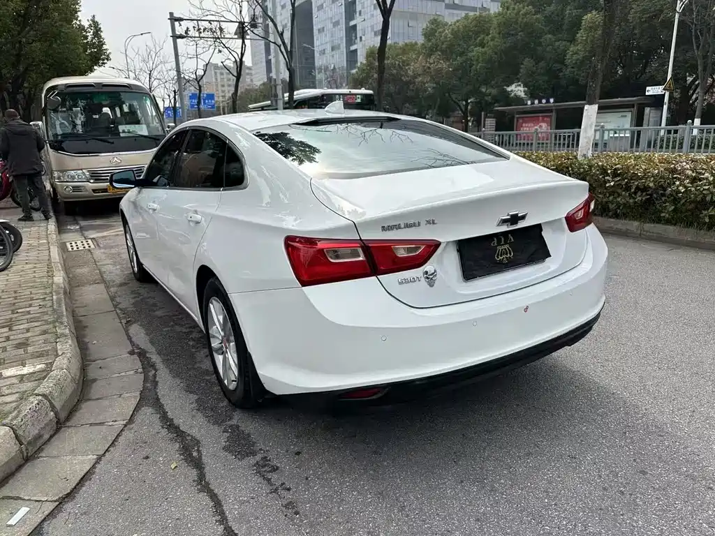 Chevrolet Malibu XL — миниатюра 4