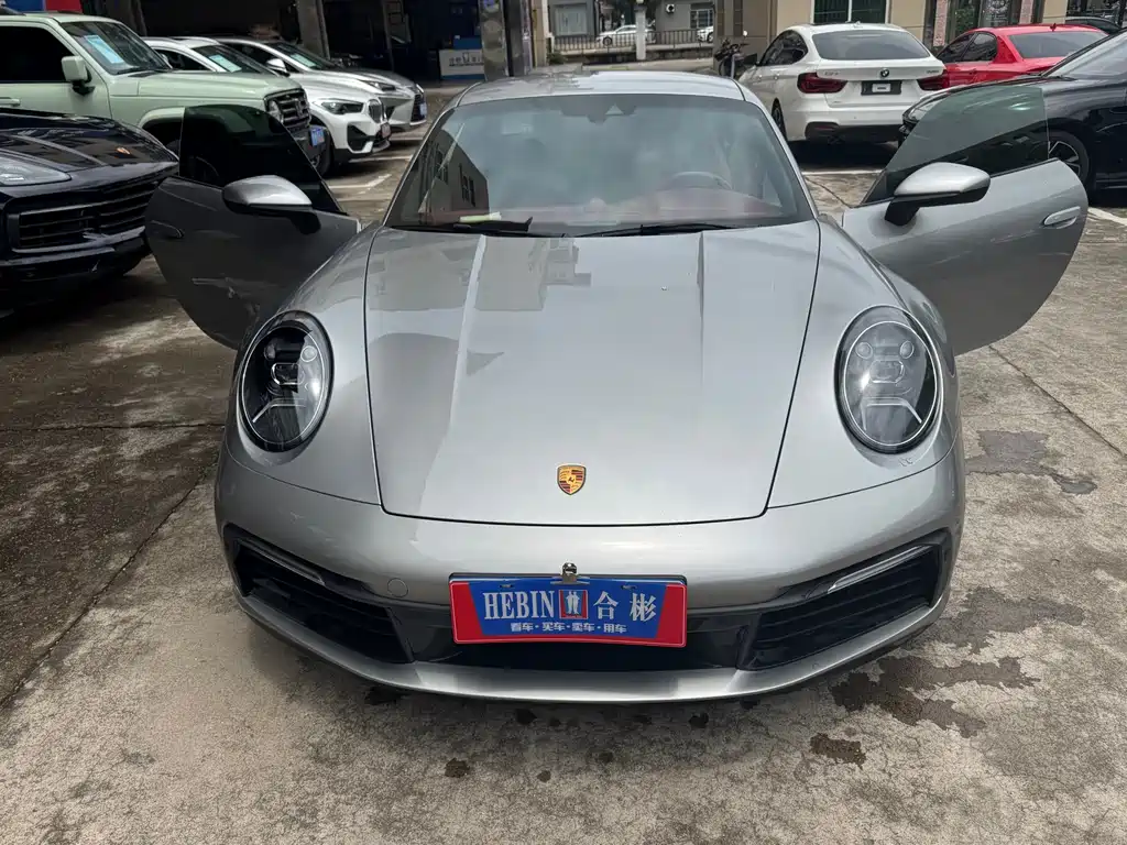 Porsche 911 2023 Carrera T 3.0T