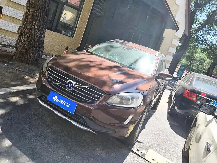 Volvo XC60 (Import)