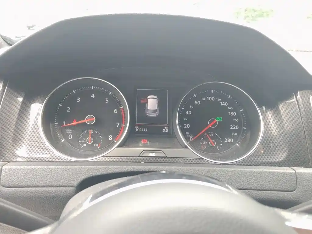 Volkswagen Golf GTI — миниатюра 12