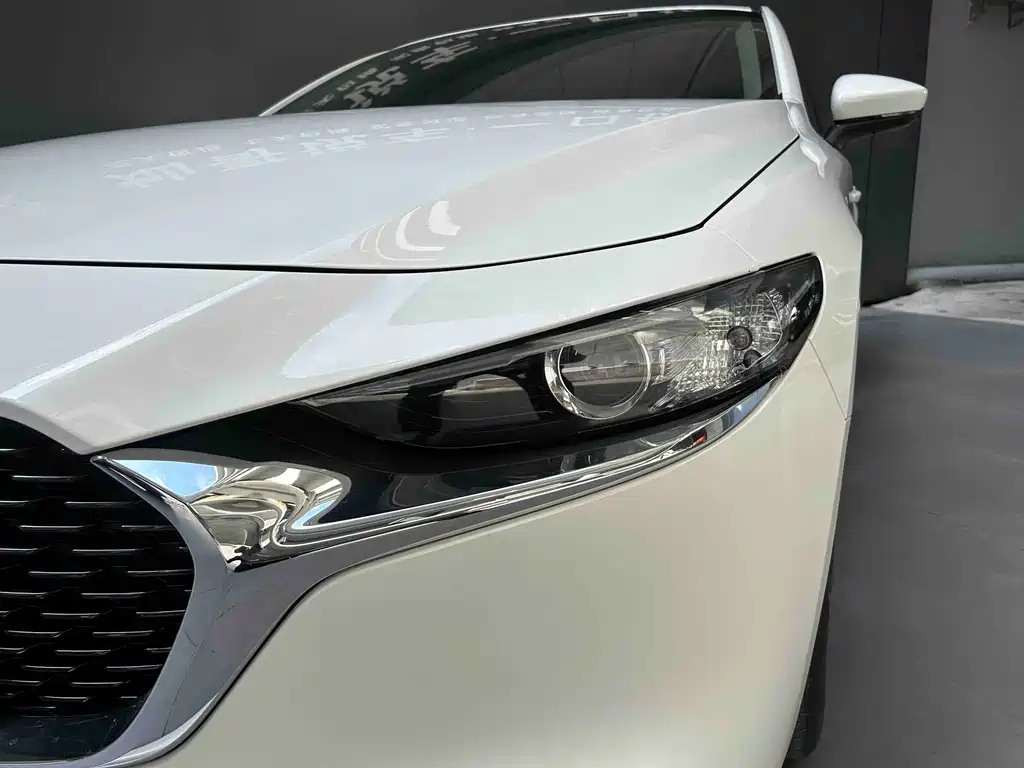 Mazda 3 Axela — миниатюра 2