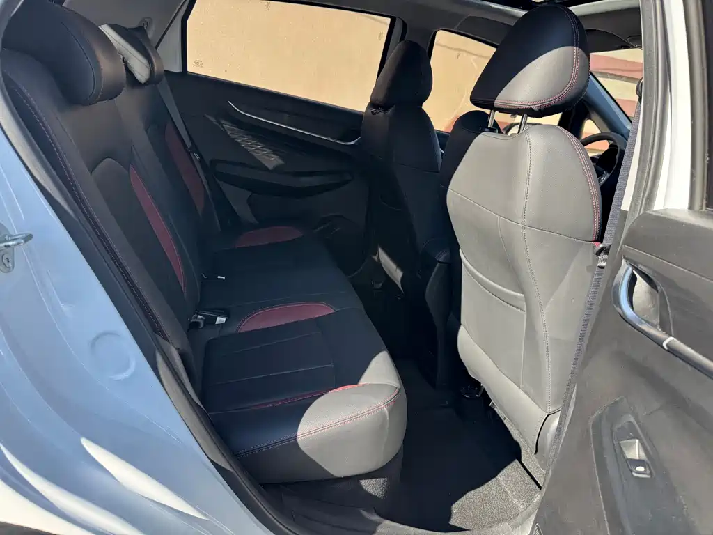 Geely Vision X3 — миниатюра 22