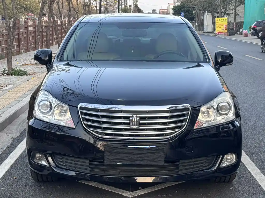 Toyota Crown 2011