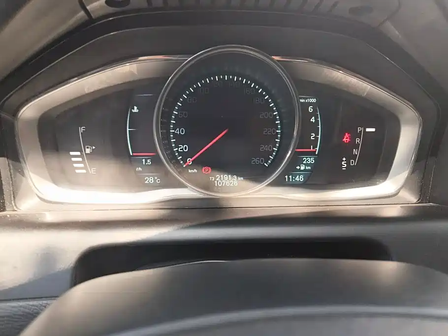Volvo XC60 (Import) — миниатюра 14