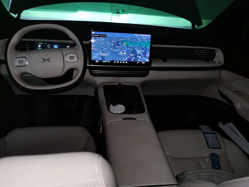 XPeng G6 — миниатюра 10