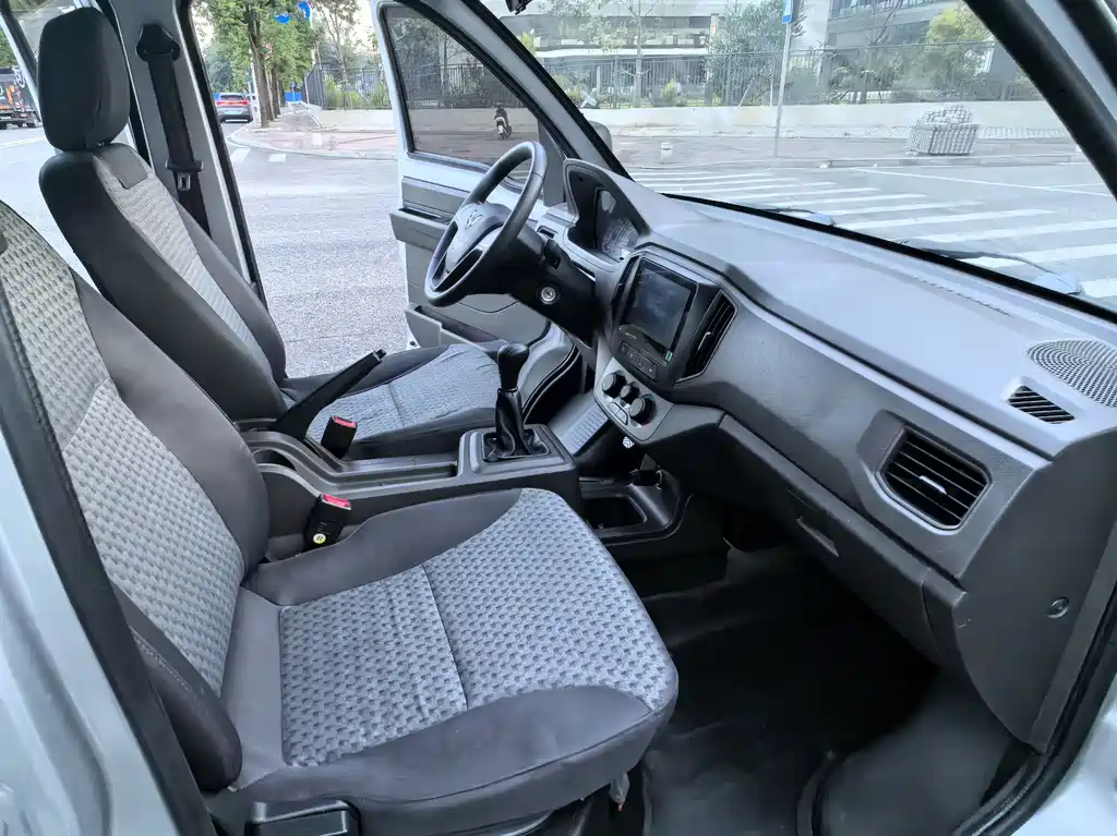 Wuling Rongguang New Truck — миниатюра 8