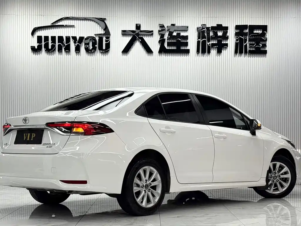 Toyota Corolla — миниатюра 4