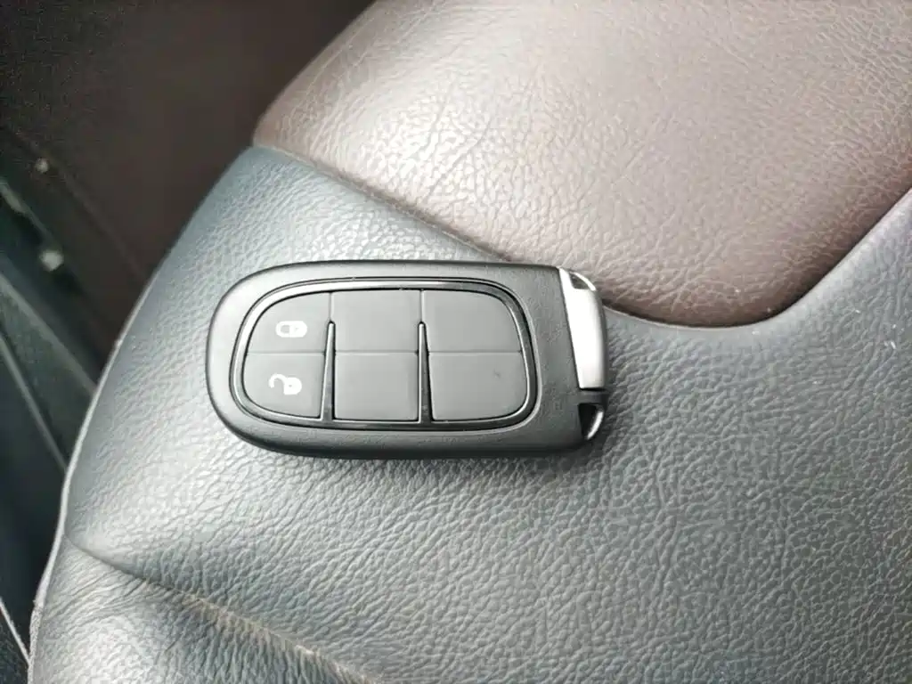 Jeep Cherokee — миниатюра 9