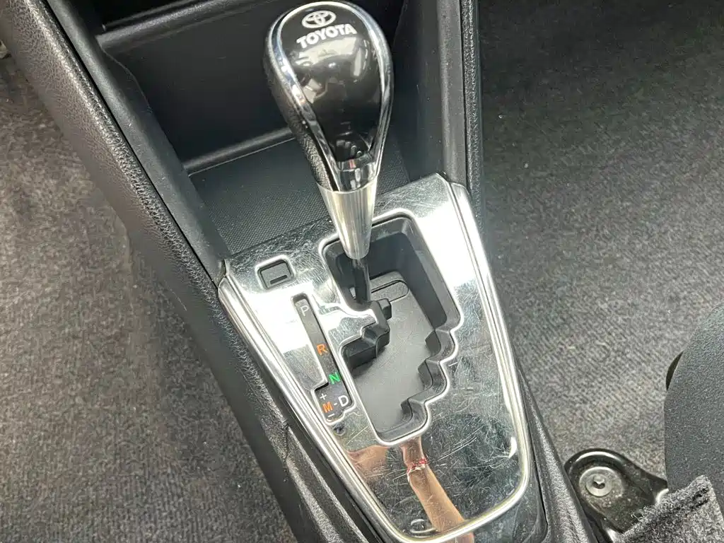 Toyota Yaris L — миниатюра 17
