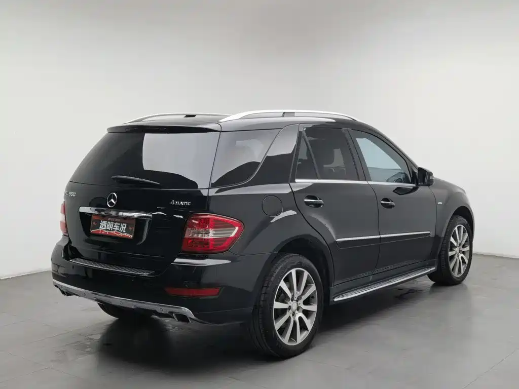 Mercedes-Benz M-Class — миниатюра 2