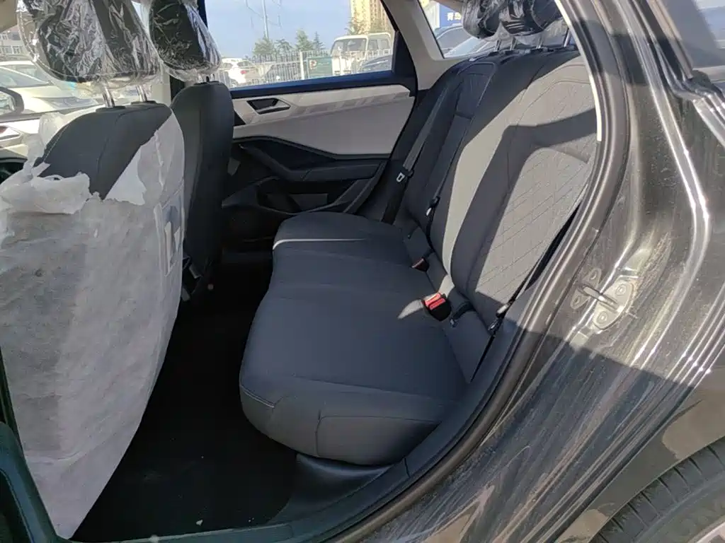 Jetta VA7 — миниатюра 17