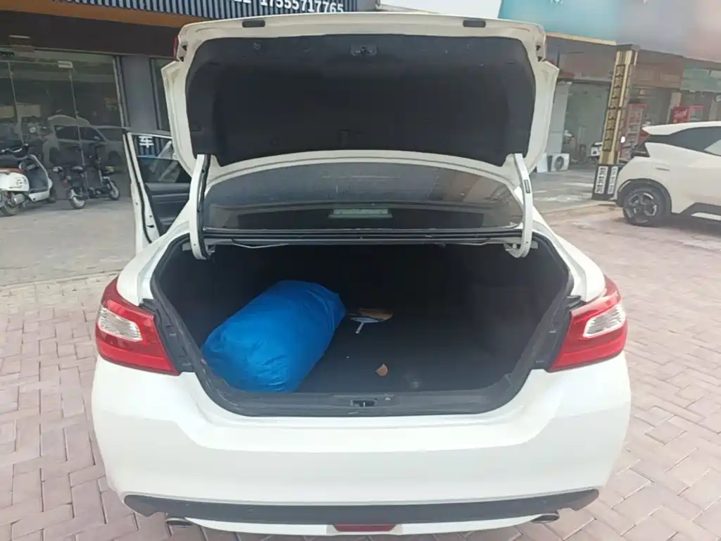 Nissan Teana — миниатюра 19