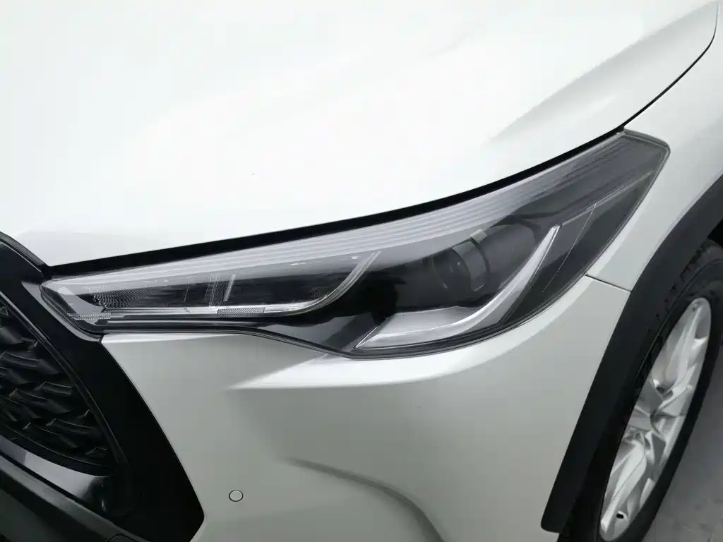 Toyota Corolla Cross — миниатюра 7
