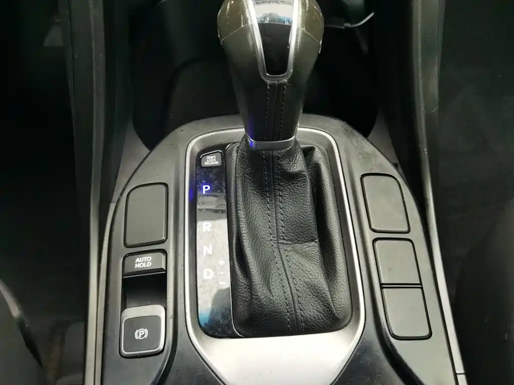 Hyundai Santa Fe — миниатюра 13