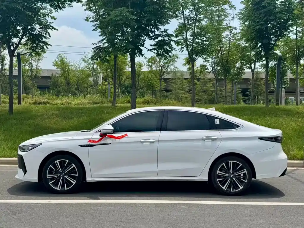 Chery Arrizo 8 PRO — миниатюра 3