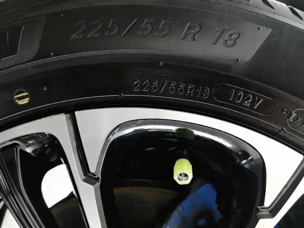 Roewe iMAX8 — миниатюра 24