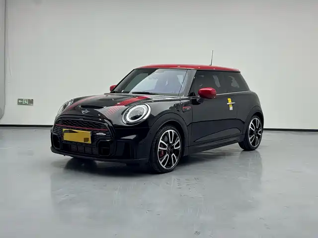 MINI JCW