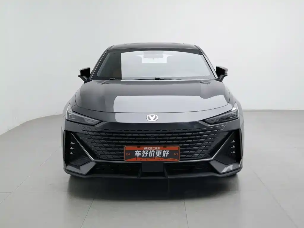 Changan UNI-V iDD — миниатюра 3