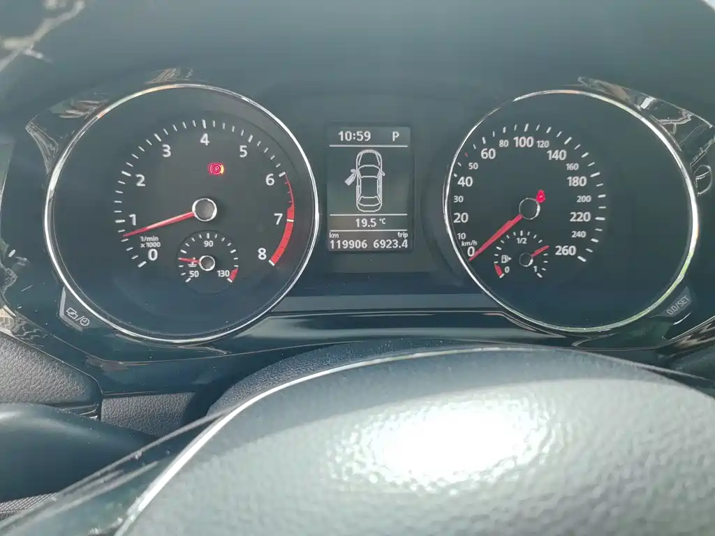 Volkswagen Sagitar — миниатюра 13