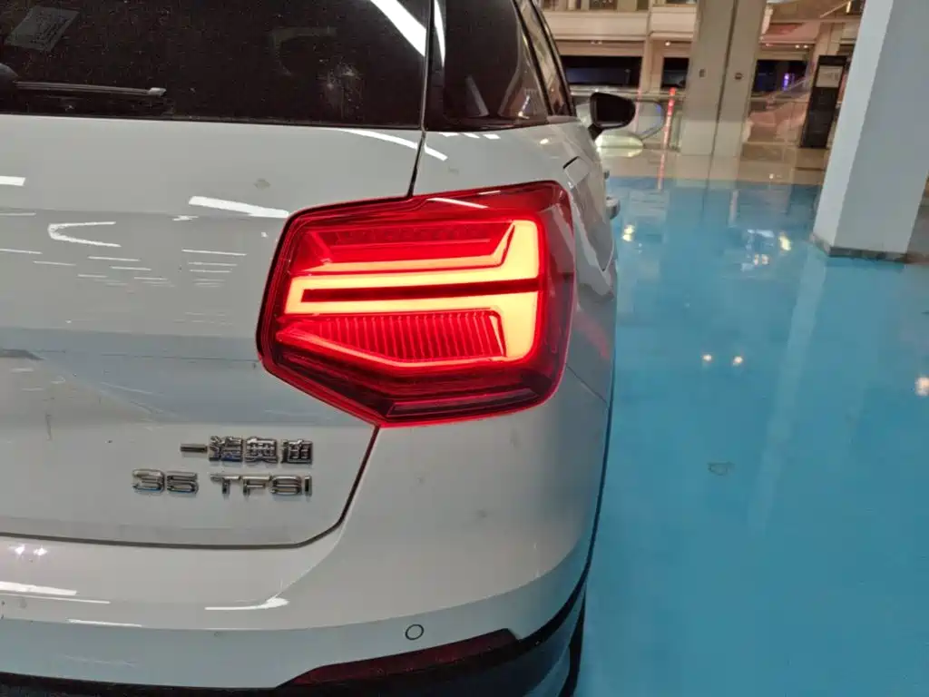 Audi Q2L — миниатюра 8