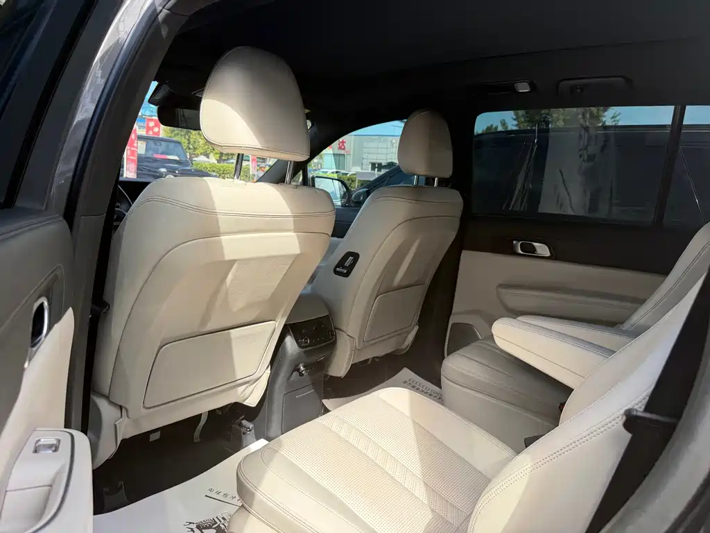 Li Auto Li ONE — миниатюра 10