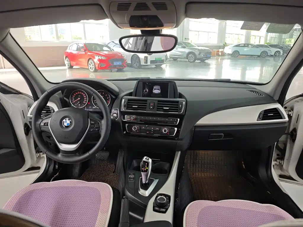 BMW 1 Series (Import) — миниатюра 8