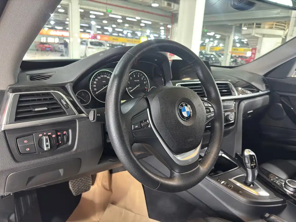 BMW 3 Series GT — миниатюра 12