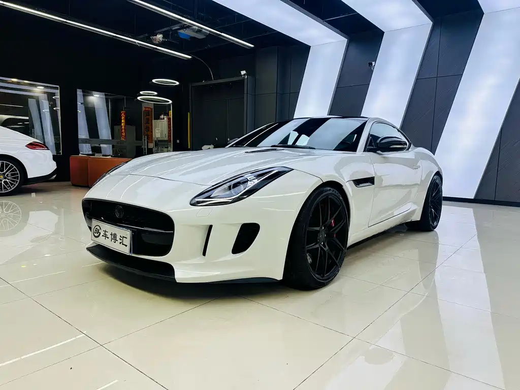 Купить Jaguar F-TYPE