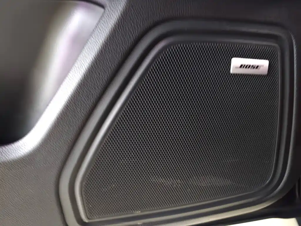 Porsche Macan — миниатюра 7