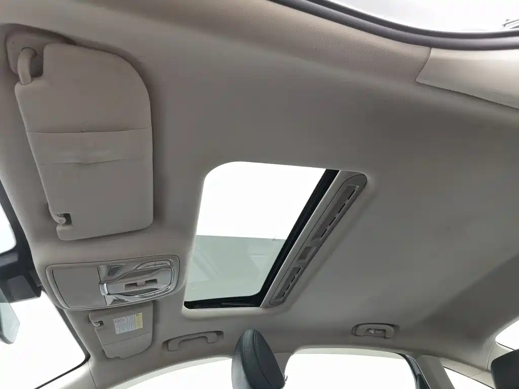 Roewe D7 — миниатюра 14
