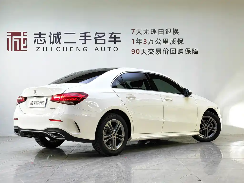 MERCEDES-BENZ  A CLASS