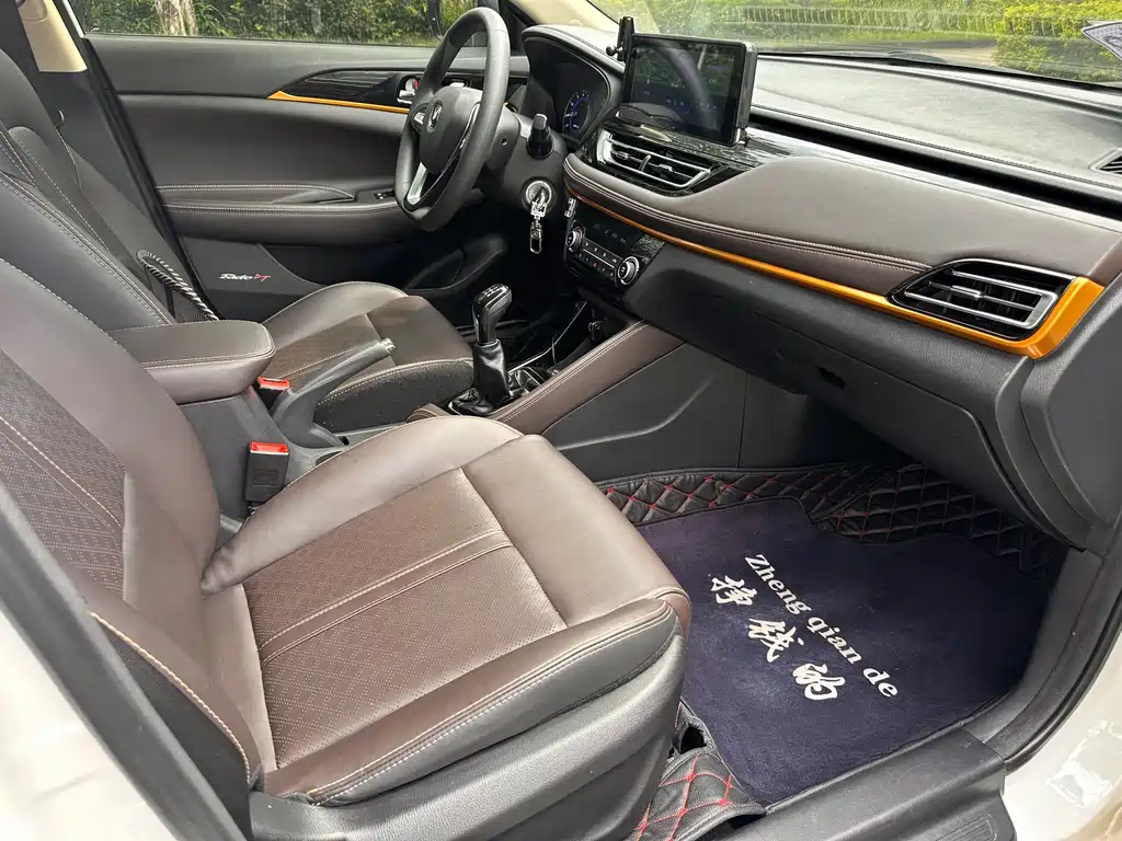 Changan Eado DT — миниатюра 8