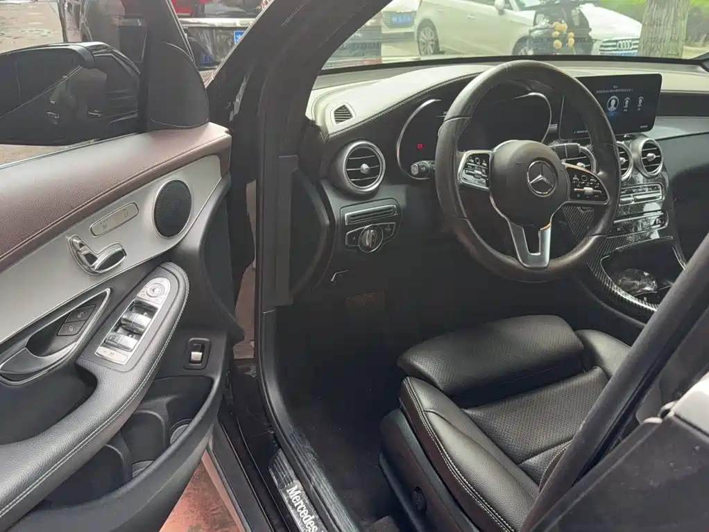 Mercedes-Benz GLC — миниатюра 9