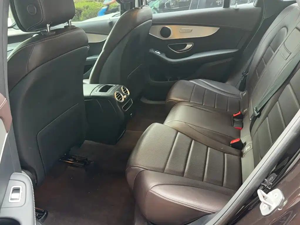 Mercedes-Benz GLC — миниатюра 10