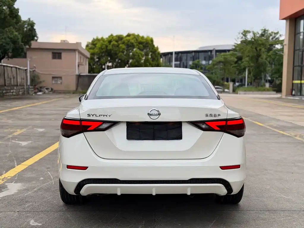 Nissan Sylphy — миниатюра 17
