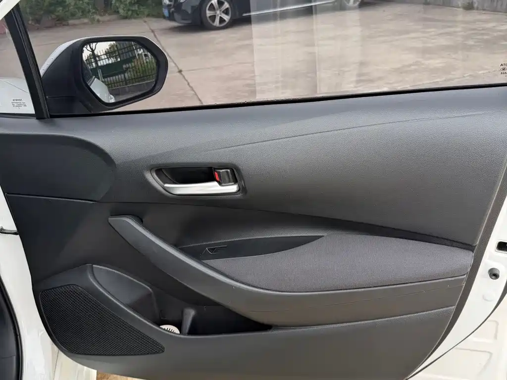 Toyota Corolla — миниатюра 17