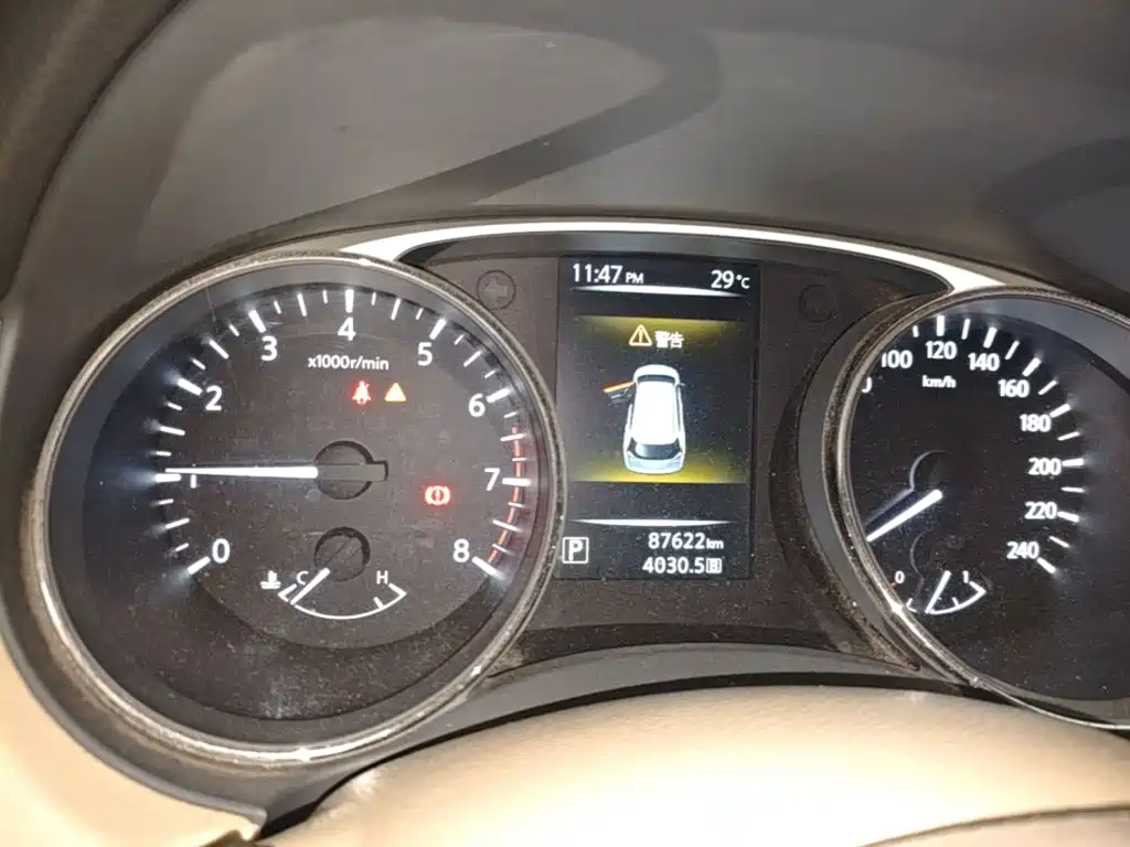 Nissan X-Trail — миниатюра 12