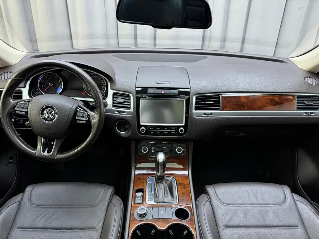 Volkswagen Touareg 2014 3.0TSI