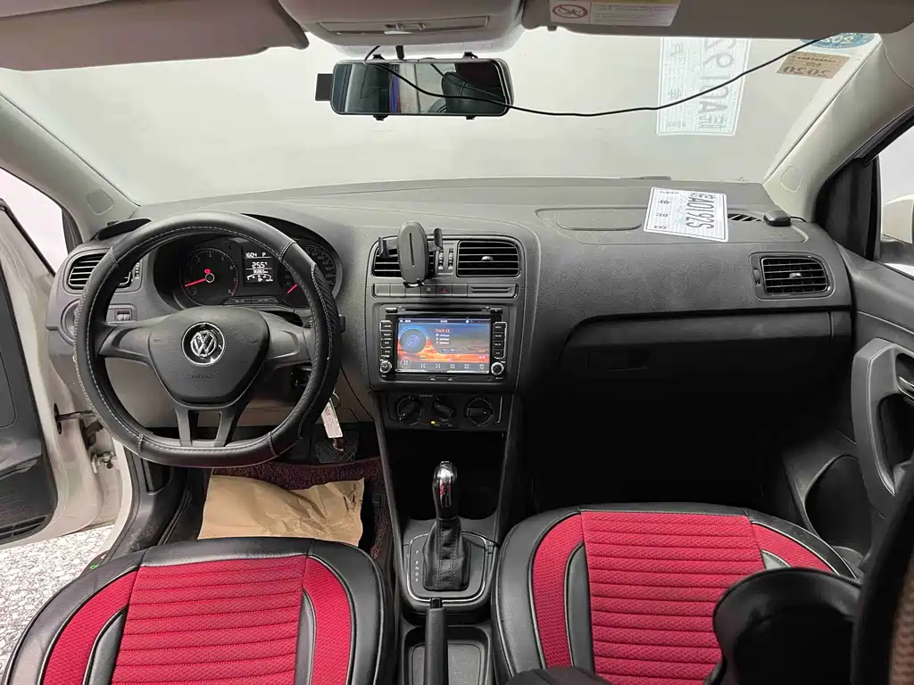 Volkswagen Polo — миниатюра 10
