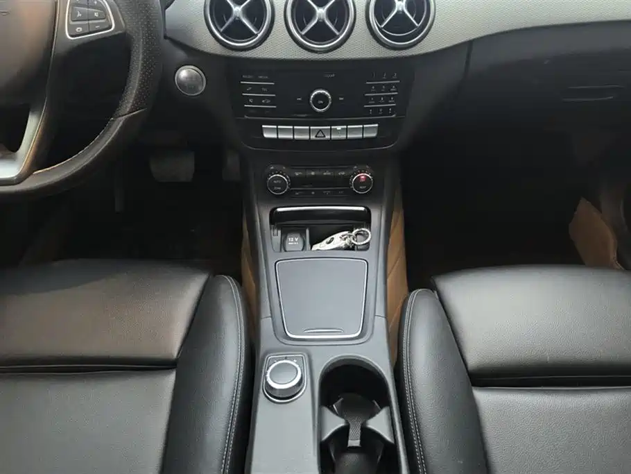 MERCEDES-BENZ B CLASS