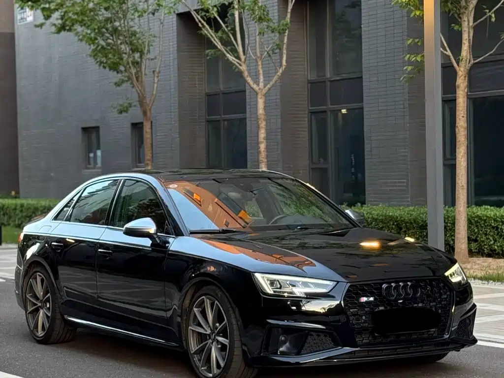 Audi S4 — миниатюра 3