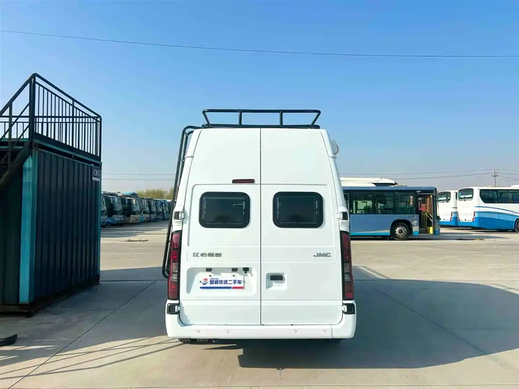 JMC JMC Fushun 2023 2.0T AT 6 мест