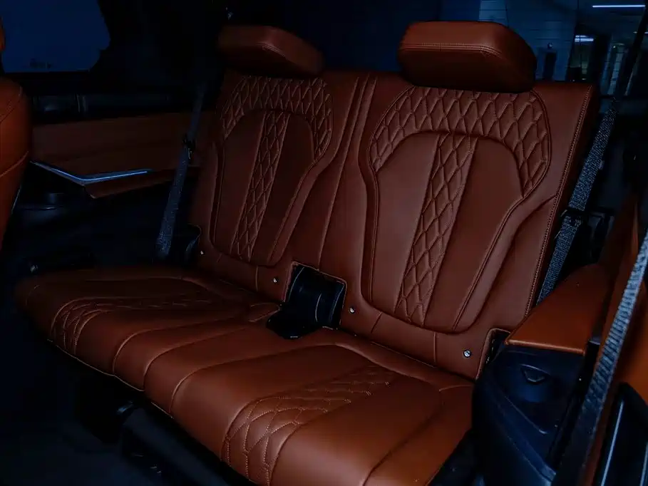 BMW X7 2023 xDrive40i Premium Luxury